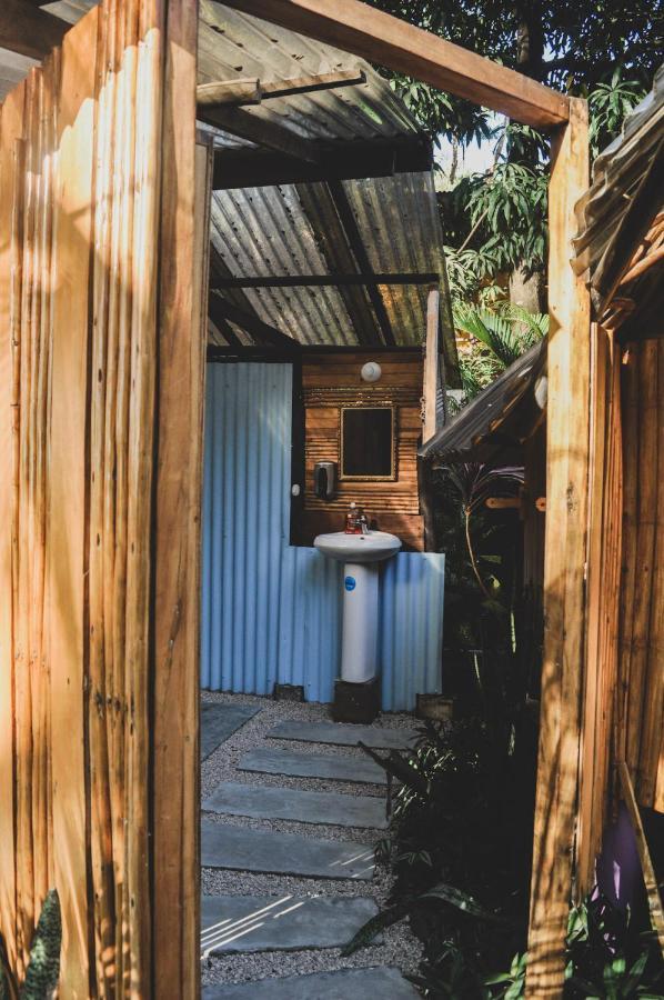 Lost Boyz Hostel Playa Santa Teresa  Buitenkant foto